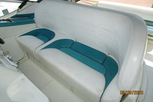 31' Silverton helm benchseat