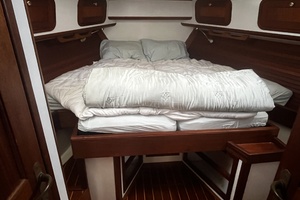 40ft Legacy Yacht For Sale
