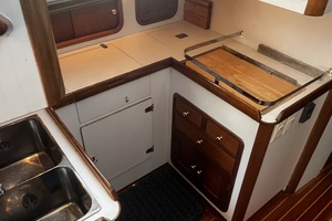 40ft Legacy Yacht For Sale