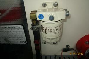 39' Mainship generator Racor fuel filter
