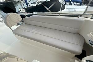 39' Mainship flybridge port seating