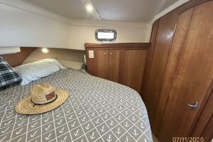 39' Mainship master stateroom starboard