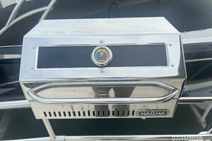 39' Mainship BBQ grill