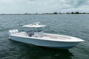 39FT (11.89M) CONTENDER yacht for sale