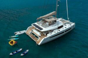 67ft Fountaine Pajot Yacht For Sale