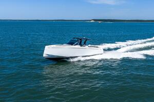 39FT (11.89M) PARDO YACHTS