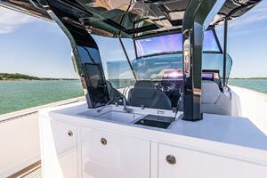 39FT (11.89M) PARDO YACHTS