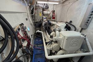 Dali 60ft Chris Craft Yacht For Sale