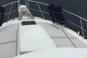 43ft Carver Yacht For Sale