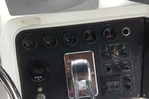 43ft Carver Yacht For Sale