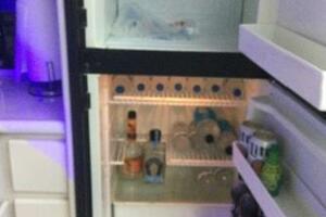 43ft Carver Yacht For Sale