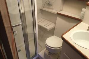 43ft Carver Yacht For Sale