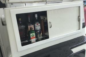 43ft Carver Yacht For Sale