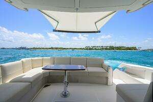 2023 Tiara Yachts C49 thumbnail 42
