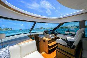 2023 Tiara Yachts C49 thumbnail 36