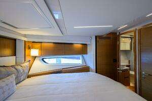 2023 Tiara Yachts C49 thumbnail 28