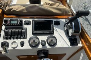 Wahine 25ft Surf Hunter Yacht For Sale