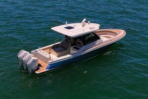 35FT (10.95M) CHRIS-CRAFT
