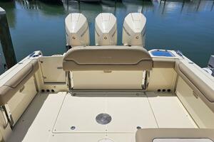 35FT (10.95M) CHRIS-CRAFT