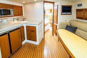 2008 Cabo 38 Express thumbnail 23