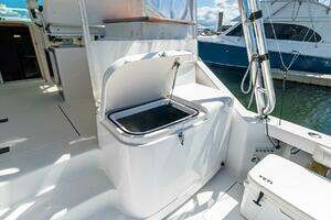 2008 Cabo 38 Express thumbnail 11