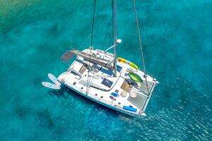 Azuria 2011 Lagoon 500 Yacht For Sale in Tortola 