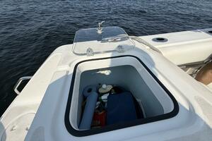 27ft Sea Hunt Yacht For Sale