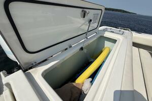 27ft Sea Hunt Yacht For Sale