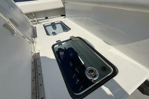 27ft Sea Hunt Yacht For Sale