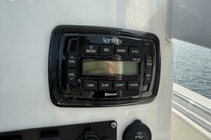 27ft Sea Hunt Yacht For Sale