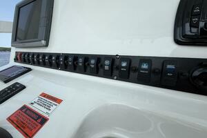 27ft Sea Hunt Yacht For Sale