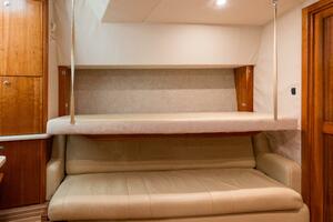 2009 36 Albemarle 360 XF Tin Bender V Berth Convertible Sofa