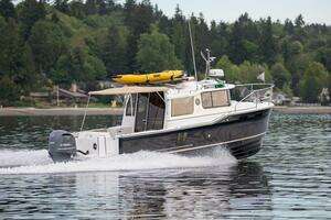 2018 Ranger Tugs R-27 thumbnail 2