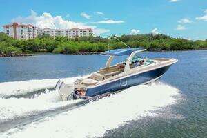 TURLTE TIME 2023 Chris-Craft  Yacht For Sale in Jupiter FL
