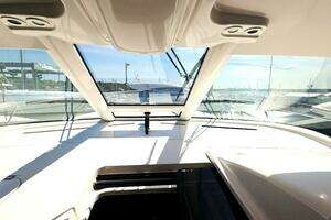 2006 Tiara Yachts 4300 Sovran thumbnail 6