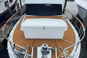 Foredeck Aft