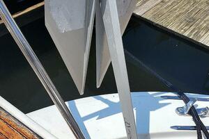 Auxiliary Anchor