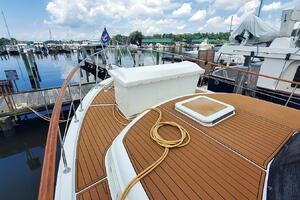 Foredeck Forward Starboard
