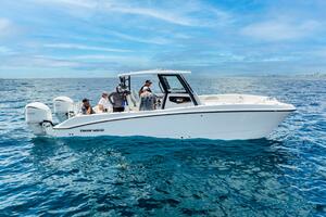 28ft Twin Vee Yacht For Sale
