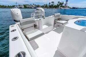 28ft Twin Vee Yacht For Sale