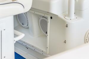 2015 Yellowfin 39 boat interior with built-in speakers and w