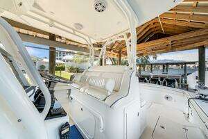 2013 Yellowfin 39 Offshore thumbnail 32