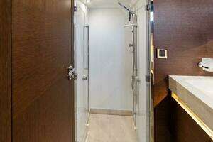 2020 Prestige 520 Flybridge thumbnail 29