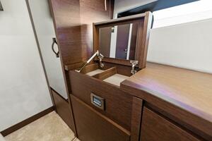 2020 52 Prestige Flybridge - Vacay - VIP Vaniety