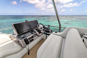 Flybridge Helm