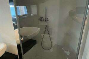2022 Azimut Verve 42 thumbnail 24