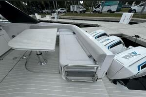 42FT (12.8M) AZIMUT