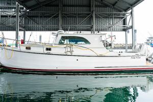 ANNE ELISE 33ft Devlin Yacht For Sale ANNE ELISE 33ft Devlin Yacht For Sale