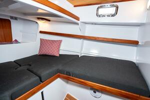 ANNE ELISE 33ft Devlin Yacht For Sale ANNE ELISE 33ft Devlin Yacht For Sale