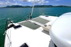 41FT (12.8M) LAGOON